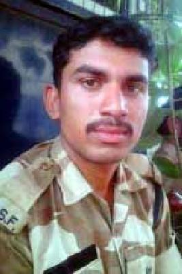 Crime on the autorickshaw driver | आॅटोरिक्षाचालकावर गुन्हा