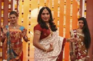 The community should accept | समाजाने स्वीकार केला पाहिजे