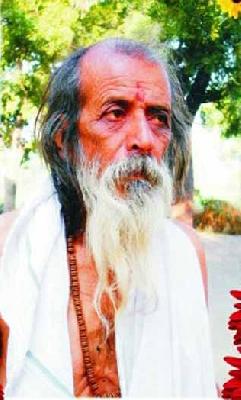 Deshasan of ascetic Shriram Maharaj | तपस्वी श्रीराम महाराजांचे देहावसान