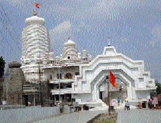 The development of the Rajureshwar temple is a hope | राजुरेश्वर मंदिर विकासाच्या आशा पल्लवित