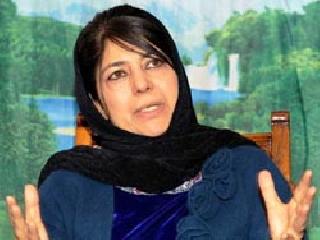 ... then Kashmir again towards Partition - Mehbooba Mufti | ...तर काश्मिर पुन्हा फाळणीच्या दिशेने - मेहबुबा मुफ्ती