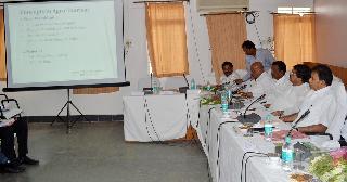 Dairy purchase center center court | धान खरेदीचा चेंडू केंद्राच्या कोर्टात Dairy purchase center center court | धान खरेदीचा चेंडू केंद्राच्या कोर्टात