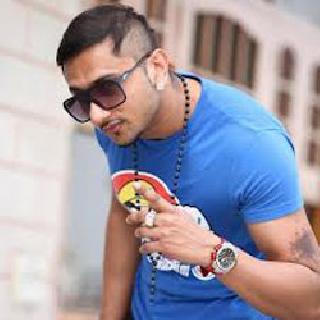 Honey Singh's concert in ruckus | हनी सिंहच्या ‘कॉन्सर्ट’मध्ये हंगामा Honey Singh's concert in ruckus | हनी सिंहच्या ‘कॉन्सर्ट’मध्ये हंगामा
