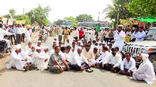 Stop the way to rotate | आवर्तनासाठी रास्ता रोको