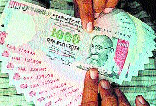 54 lakh checklist of poor people! | ५४ लाखांचे धनादेश बळीराजाकडेच पडून!