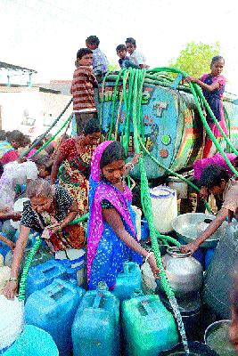 Taha to water in Satara | सातार्‍यात पाण्यासाठी टाहो