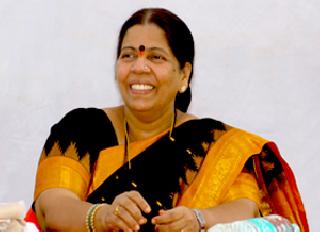 Life threat from Guardian ministers: Manda Mhatre | पालकमंत्र्यांपासून जीवितास धोका : मंदा म्हात्रे Life threat from Guardian ministers: Manda Mhatre | पालकमंत्र्यांपासून जीवितास धोका : मंदा म्हात्रे