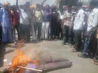 Result of bullying in case of contempt | अवमान प्रकरणाचे बुलडाण्यात पडसाद