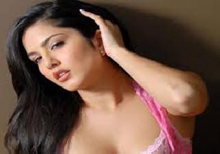 See my acting: Sunny | माझा अभिनयही बघा : सनी