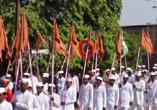 The departure of Saint Gajanan Palkhi towards the Pandari | संत गजाननाच्या पालखीचे पंढरीकडे प्रस्थान