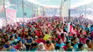 The pleasure of the pensioner Sevaks is transient | पेन्शनप्राप्तीचा सेविकांचा आनंद क्षणिक