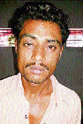 Attempt of suicide at a meeting of peace committee | शांतता समितीच्या बैठकीत आत्महत्येचा प्रयत्न