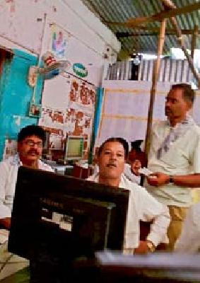 Thatté 'online lottery shop' in the government offices premises | शासकीय कार्यालयांच्या परिसरातच थाटले ‘आॅनलाईन लॉटरीचे’ दुकान