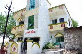 It was the 'time' on the highway | महामार्गावर ‘काळ ’ बसला होता टपून... It was the 'time' on the highway | महामार्गावर ‘काळ ’ बसला होता टपून...