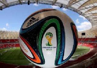 Brazilian minister to be self-employed after huge criticism | प्रचंड टीकेनंतर गोव्याचे मंत्री स्वखर्चाने जाणार ब्राझिलला