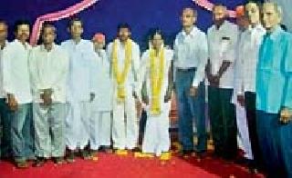 Nath for the orphaned village | एकवटलेले गाव झाले अनाथांसाठी नाथ