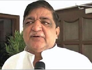 The socialist leader again broke the stars about the rapist | बलात्काराविषयी समाजवादी नेत्याने पुन्हा तारे तोडले