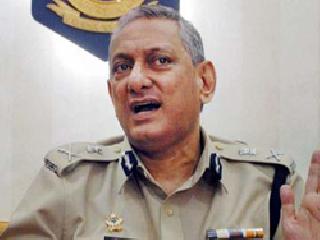 The Commissioner has taken responsibility for the death of the Police recruitment | पोलीस भरतीतील मृत्यूंची जबाबदारी आयुक्तांनी स्वीकारली