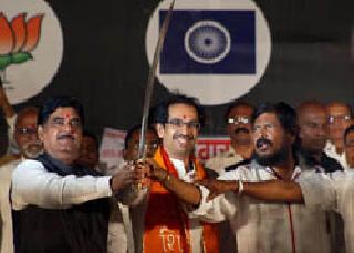 If the Mahayuti comes to power, then the RPI power is about 15 percent | महायुती सत्तेवर आल्यास रिपाइंचा सत्तेत १५ टक्के वाटा