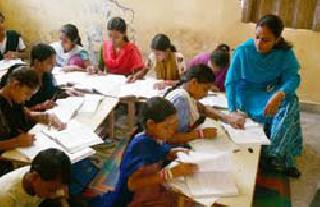 Tutorials have become abundant ..! | शिकवण्या उदंड जाहल्या..! Tutorials have become abundant ..! | शिकवण्या उदंड जाहल्या..!