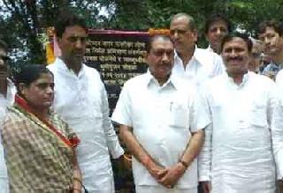 Lonar city questions will be asked | लोणार शहरातील पाणी प्रश्न सुटणार