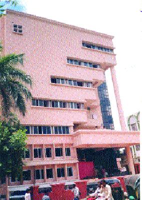 District Bank's target of 25% reduction | जिल्हा बँकेचे २५ टक्के उद्दिष्ट कमी