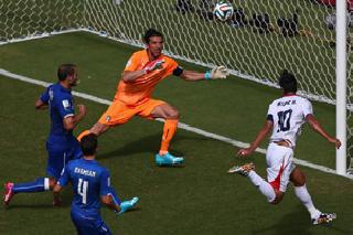 Costa Rican made England out of the match | कोस्टा रिकाने केले इंग्लंडला बाहेर