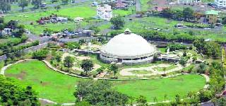 Mayor's contract for Phalke's contractor | ‘फाळके’च्या ठेकेदारास महापौरांची तंबी