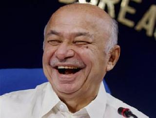 Shinde says, I do not know anything! | शिंदे म्हणतात, मला काही माहीत नाही! Shinde says, I do not know anything! | शिंदे म्हणतात, मला काही माहीत नाही!