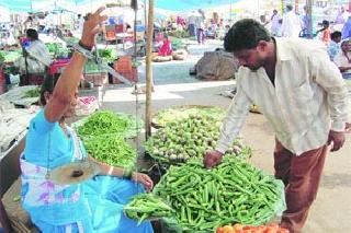 Due to monsoon rain, inflation will increase | पाऊस रखडल्याने महागाई वाढणार