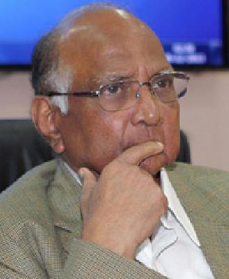 Pawar scuttled Congress! | पवारांनी काँग्रेसवर फोडले खापर! Pawar scuttled Congress! | पवारांनी काँग्रेसवर फोडले खापर!