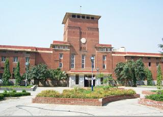 Delhi University admission rest | दिल्ली विद्यापीठ प्रवेशाचा तिढा कायम
