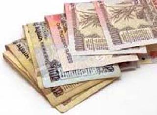 A total amount of 4 times will be required to pay the residency for land transactions | कूळ वहिवाट जमीन व्यवहारासाठी भरावी लागणार 4क् पट रक्कम