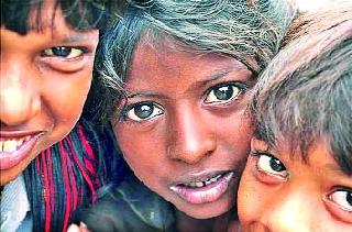 An institution closed; Three shutdown proposals | एक संस्था बंद; तिघांचे बंदचे प्रस्ताव