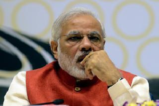 Modi government to spread the perforation | मोदी सरकारला वेध विस्ताराचे