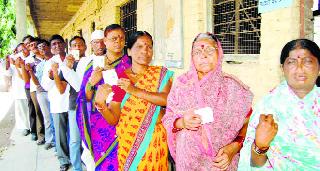 44 in Latur, 69 percent in Osh | लातुरात ४४, औशात ६९ टक्के