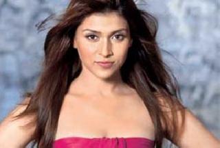Under the circumstances, barbihis also in Bollywood | परिणितीपाठोपाठ बार्बीही बॉलीबूडमध्ये