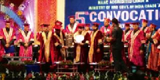 Knowledge, science and technology can lead to the development of the country | ज्ञान, विज्ञान आणि तंत्रज्ञानामुळे देशाचा विकास शक्य