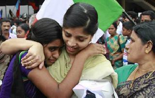 Nurse Surveillance | मृत्यूच्या दाढेतून परतल्या परिचारिका Nurse Surveillance | मृत्यूच्या दाढेतून परतल्या परिचारिका