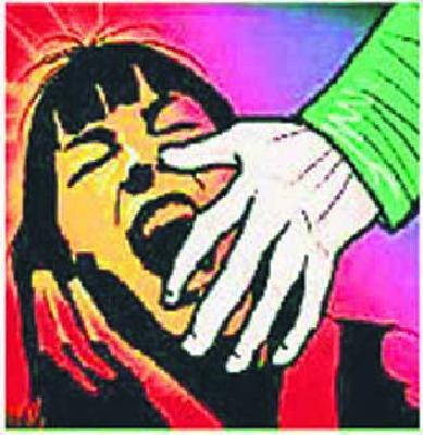 10-year-old girl raped | १४ वर्षीय मुलाचा दहा वर्षीय मुलीवर बलात्कार