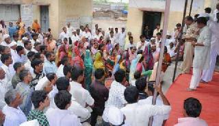 Women have been forced to ban alcohol | दारु बंदीसाठी महिला सरसावल्या