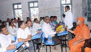 Teacher is the true community guide | शिक्षक हाच खरा समाजाचा मार्गदर्शक