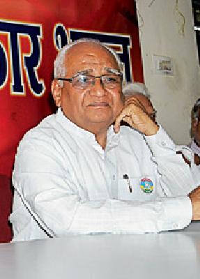 Saibaba is being denied the right to live | साईबाबाचा जगण्याचा अधिकार हिरावला जात आहे