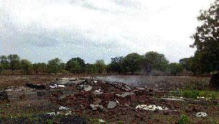 Start the traffic jam in the rain | पावसात ट्रॅफिक जाम होण्यास प्रारंभ Start the traffic jam in the rain | पावसात ट्रॅफिक जाम होण्यास प्रारंभ