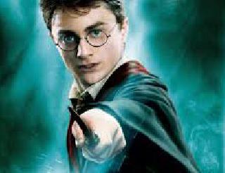 Harry Potter gifts a new story soon | नवीन कथेत हॅरी पॉटर लवकरच चाहत्यांच्या भेटीला