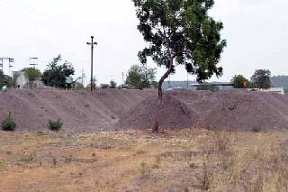 Sand stove by boat without permission | परवानगीविना बोटीने वाळू उपसा