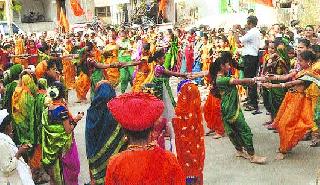 The very petty city | अवघी दुमदुमली नगरी