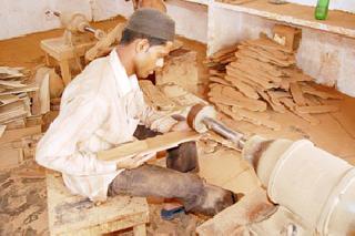 Strengthening of small businesses | लघू उद्योगांना करणार बळकट Strengthening of small businesses | लघू उद्योगांना करणार बळकट