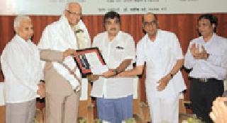 Research requires 'Innovation' | संशोधनात ‘इनोव्हेशन’ हवे