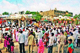 Returning to Gopalakshi | गोपाळकाला करून पालख्या परतीला